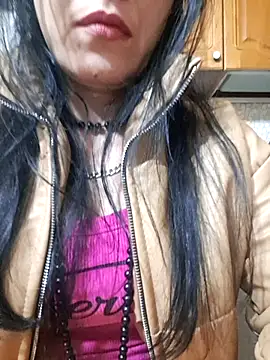 Snapshot of venezia21 chatting on February 21, 2025, 4:05 pm venezia21 online show from February 21, 2025, 4:05 pm