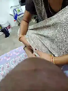 Snapshot of FeltedEuropium chatting on November 7, 2025, 9:09 am FeltedEuropium online show from November 7, 2025, 9:09 am