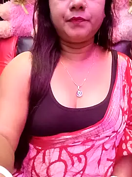 ella mariya online show from November 6, 2025, 1:45 pm