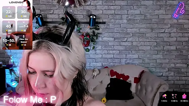 Snapshot of Alex_Howell chatting on February 28, 2025, 12:32 am Alex Howell online show from February 28, 2025, 12:32 am