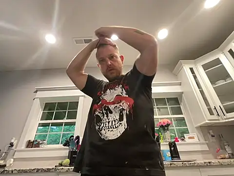 Mcpussypounder211 online show from June 27, 2026, 12:10 pm