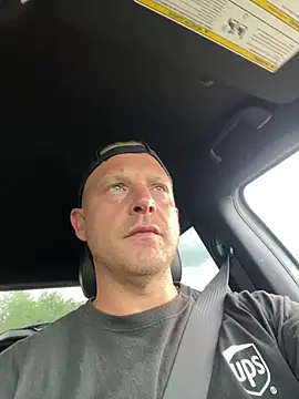 Mcpussypounder211 online show from July 7, 2026, 8:57 pm