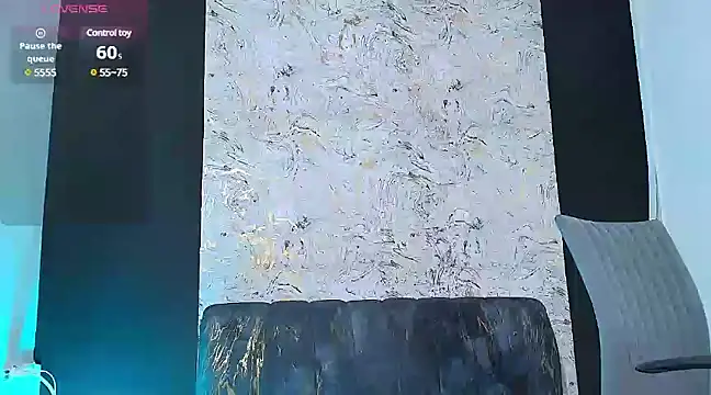 emilybaboo online show from January 10, 2025, 3:06 pm