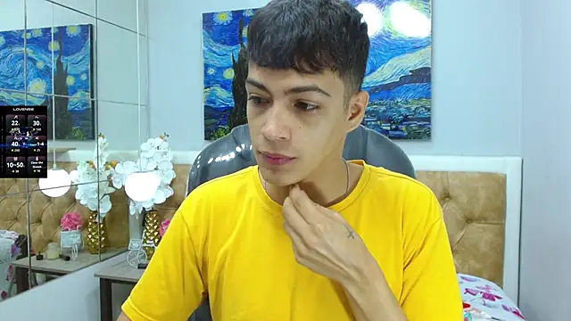 SkinnyBoy  online show from November 6, 2025, 12:28 pm