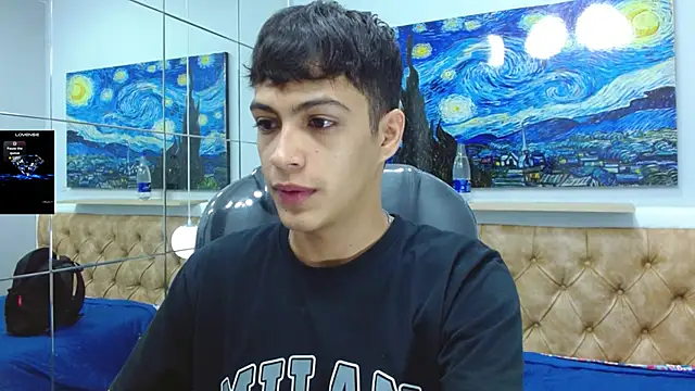 SkinnyBoy  online show from November 17, 2025, 12:11 pm