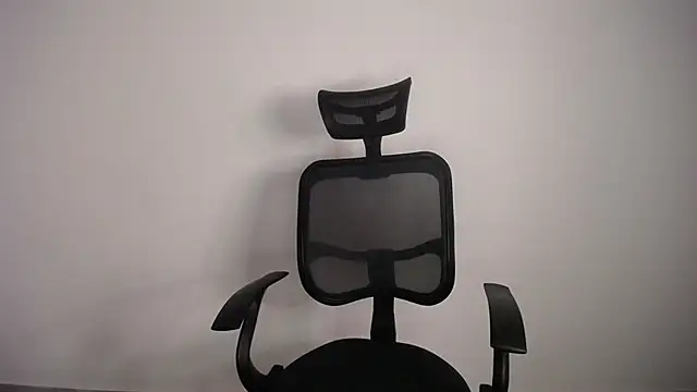 present the magic online show from February 7, 2025, 8:53 pm