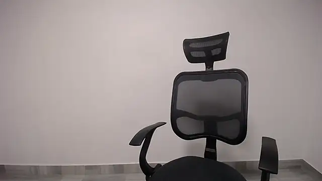 present the magic online show from March 8, 2025, 10:13 pm