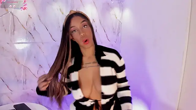 Snapshot of Georgis_ chatting on September 25, 2025, 8:12 pm Georgis online show from September 25, 2025, 8:12 pm