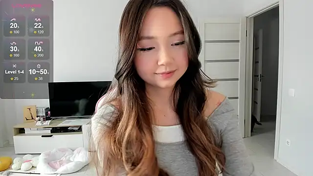 Fluffy Rose online show from April 20, 2026, 4:15 am