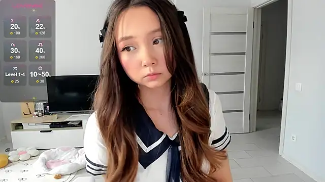 Snapshot of Fluffy_Rose chatting on April 26, 2026, 3:48 am Fluffy Rose online show from April 26, 2026, 3:48 am
