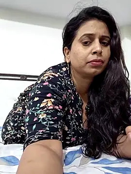 Rasmalai786 online show from February 19, 2026, 7:43 pm