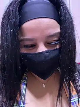 Snapshot of mari_layali chatting on February 18, 2025, 12:59 am mari layali online show from February 18, 2025, 12:59 am