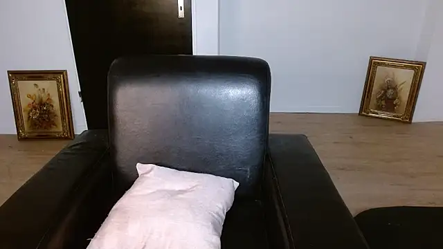 JuicyJanexo online show from January 11, 2026, 5:01 am