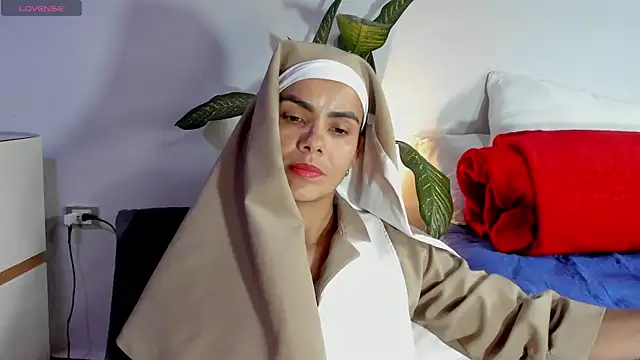 Snapshot of ClaraMariaMon chatting on February 6, 2025, 4:03 pm ClaraMariaMon online show from February 6, 2025, 4:03 pm