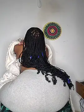 hot-tandy online show from November 11, 2025, 11:38 pm