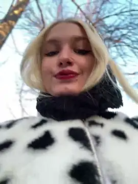 Milkyy wway online show from December 4, 2024, 7:39 am