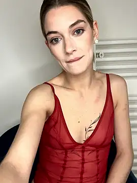 Lolitaxlola online show from January 18, 2026, 4:55 pm