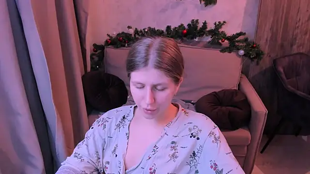 kirraa  online show from December 19, 2024, 10:00 pm