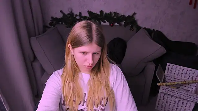 kirraa  online show from December 22, 2024, 2:06 am