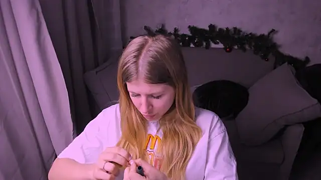 kirraa  online show from December 27, 2024, 10:37 pm