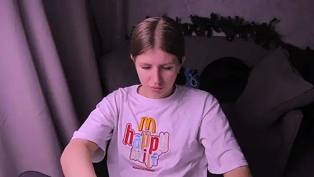 kirraa  online show from December 28, 2024, 10:02 pm