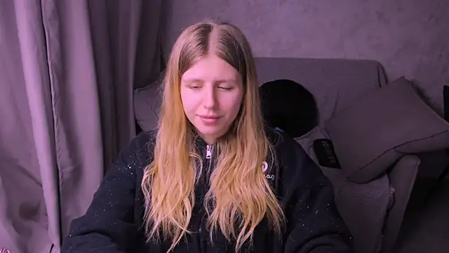 kirraa  online show from January 18, 2025, 7:58 pm