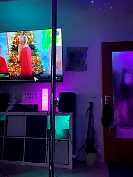 Jaylaloveofficial online show from November 15, 2025, 1:29 pm