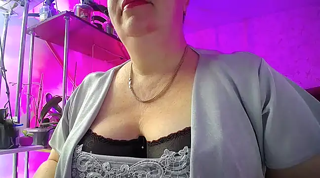 Snapshot of _Sweet_Woman chatting on January 17, 2025, 4:06 am Sweet Woman online show from January 17, 2025, 4:06 am