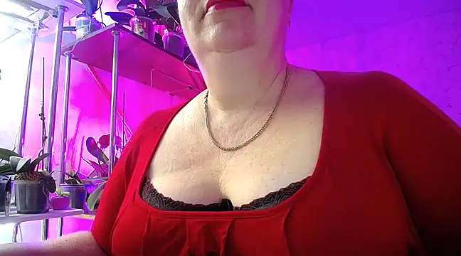 Snapshot of _Sweet_Woman chatting on January 28, 2025, 4:08 am Sweet Woman online show from January 28, 2025, 4:08 am