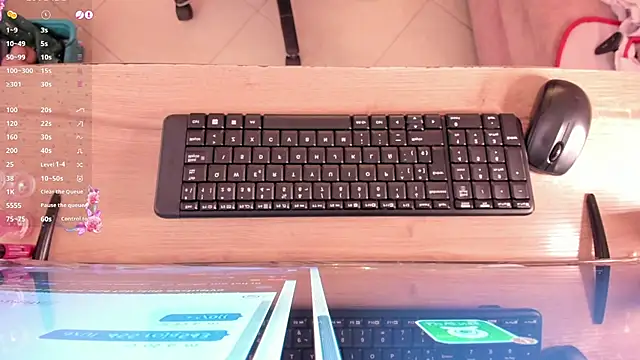 marien thomson  online show from March 13, 2026, 1:23 am