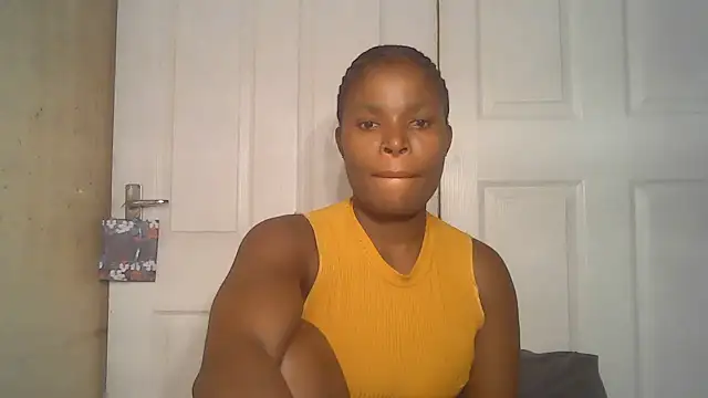 Snapshot of Smoochy_ chatting on December 11, 2024, 4:18 am Smoochy  online show from December 11, 2024, 4:18 am