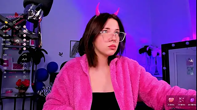 AliceSunday online show from January 21, 2025, 2:15 pm