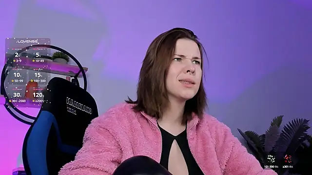 AliceSunday online show from February 12, 2025, 1:59 pm