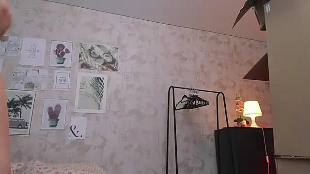 Luafy Toddy online show from February 9, 2026, 3:54 am