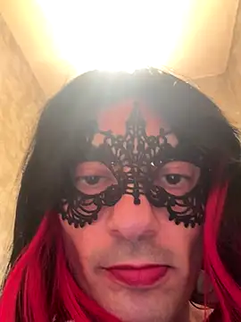 Snapshot of voliv34 chatting on September 17, 2025, 8:10 pm voliv34 online show from September 17, 2025, 8:10 pm