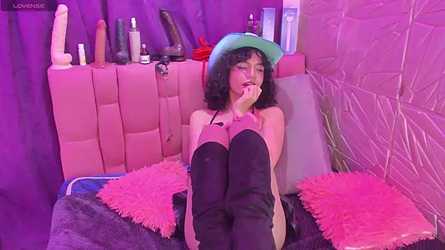 Angellike doll online show from October 3, 2025, 4:31 am