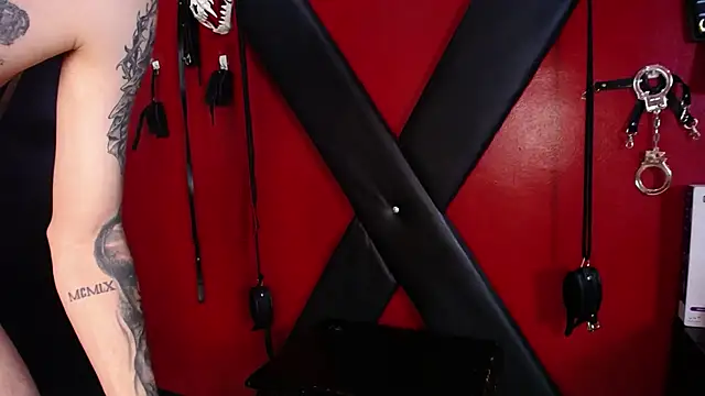 alexa n alex online show from January 18, 2025, 10:39 pm