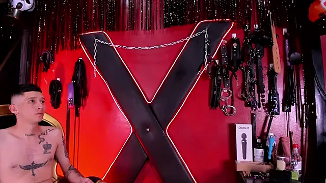 alexa n alex online show from November 26, 2025, 8:21 pm