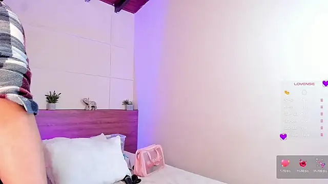 Snapshot of sherylgrey chatting on October 20, 2025, 12:00 am sherylgrey online show from October 20, 2025, 12:00 am