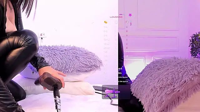 Snapshot of sherylgrey chatting on November 30, 2025, 11:53 pm sherylgrey online show from November 30, 2025, 11:53 pm