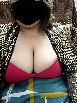 Snapshot of Naughty-Trisha chatting on February 13, 2025, 4:07 pm Naughty-Trisha online show from February 13, 2025, 4:07 pm