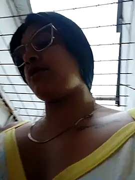 naughty-girl01 online show from March 2, 2025, 11:18 am