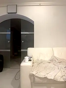 sissytrainz online show from October 20, 2025, 4:46 am