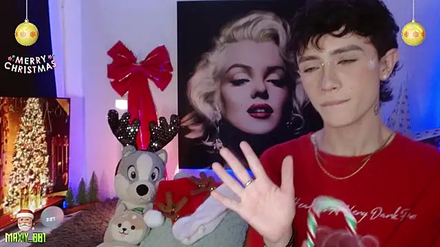 maxiy 001 online show from December 3, 2024, 8:38 am