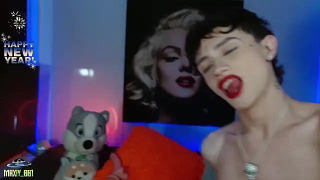 maxiy 001 online show from January 2, 2025, 11:49 pm