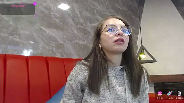  isaabellaa online show from March 15, 2025, 11:40 am