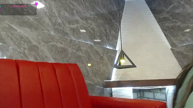  isaabellaa online show from March 18, 2025, 11:19 am