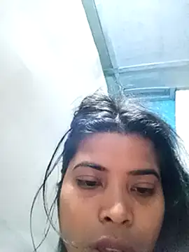 Snapshot of Queen_suman chatting on February 28, 2025, 3:04 pm Queen suman online show from February 28, 2025, 3:04 pm