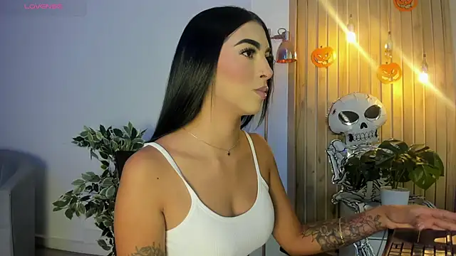 AriRobert  online show from October 22, 2025, 3:40 am