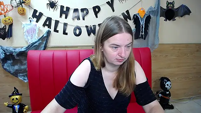 FreyaDak online show from November 2, 2025, 6:05 am